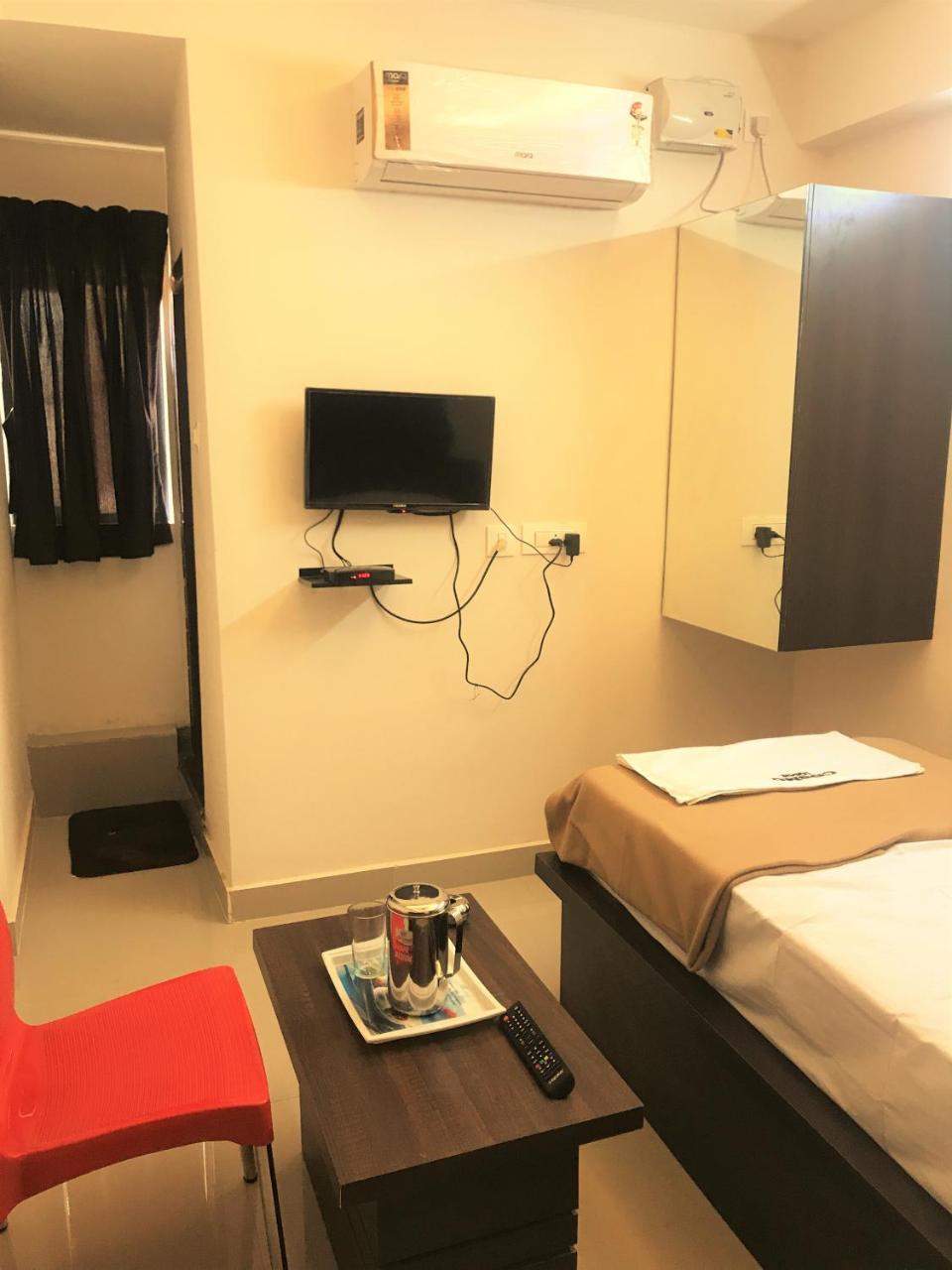 Cosmo Lodge منغالور المظهر الخارجي الصورة