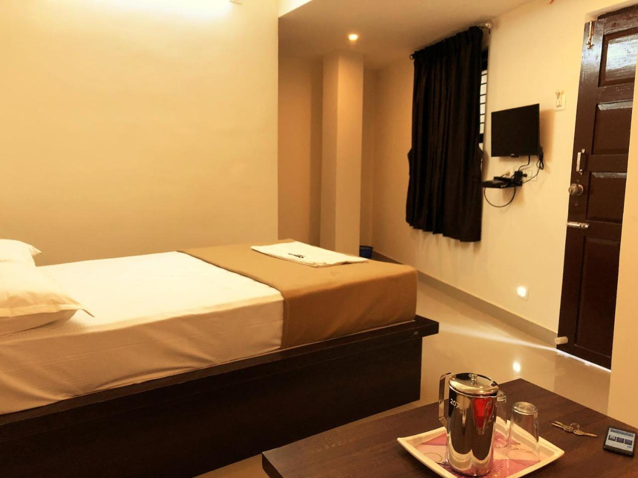 Cosmo Lodge منغالور المظهر الخارجي الصورة